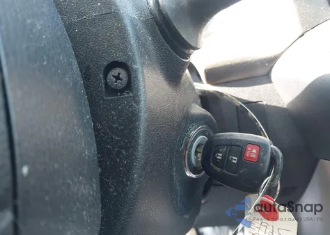 2013 Toyota Rav4 Xle z USA, uszkodzony, nr VIN 2T3RFREV8DW102565